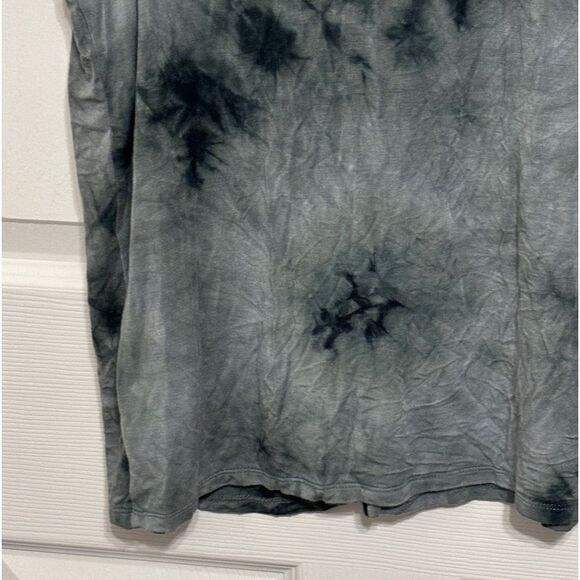 Lucca Couture | Women's Green Tie Dye Studded Collar Button Down Tank Top - Picture 11 of 14